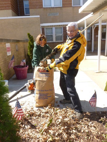 VA Garden March 2104 006